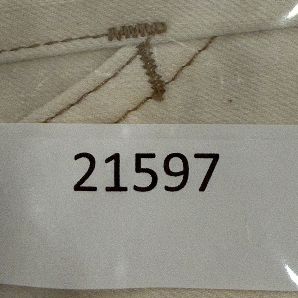 Chicos Straight Leg Ankle Utility Pants Womens Sz 12 White Stretch Crop Pockets - Picture 15 of 15